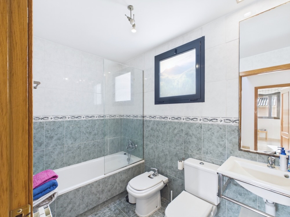 Property 2533 - Image 30